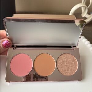 Girlactik Blush Me & Glow Palette
